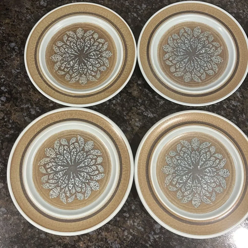 Lot of 7 Vintage Franciscan USA NUT TREE Salad Plates 8 1/2
